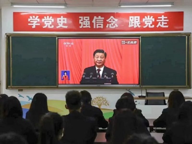 校学生会12教青马学�?.jpg 校学生会12教青马学�?.jpg